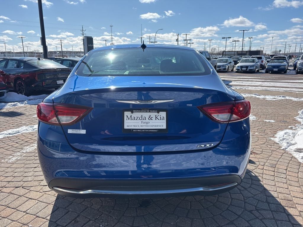2016 Chrysler 200 Limited