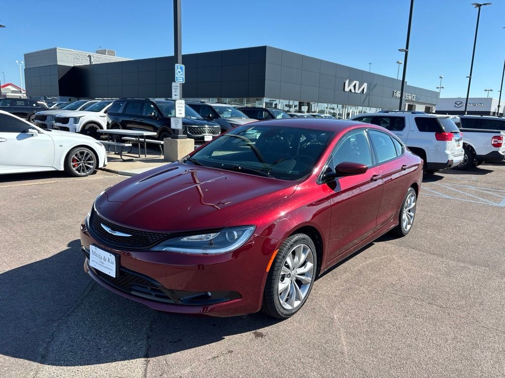 2016 Chrysler 200