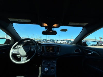 2016 Chrysler 200 S