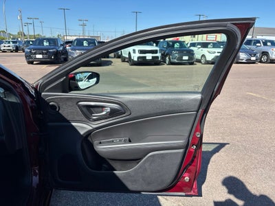 2016 Chrysler 200 S