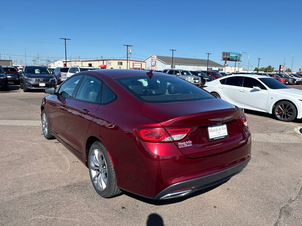 2016 Chrysler 200 S