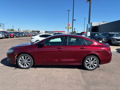 2016 Chrysler 200 S