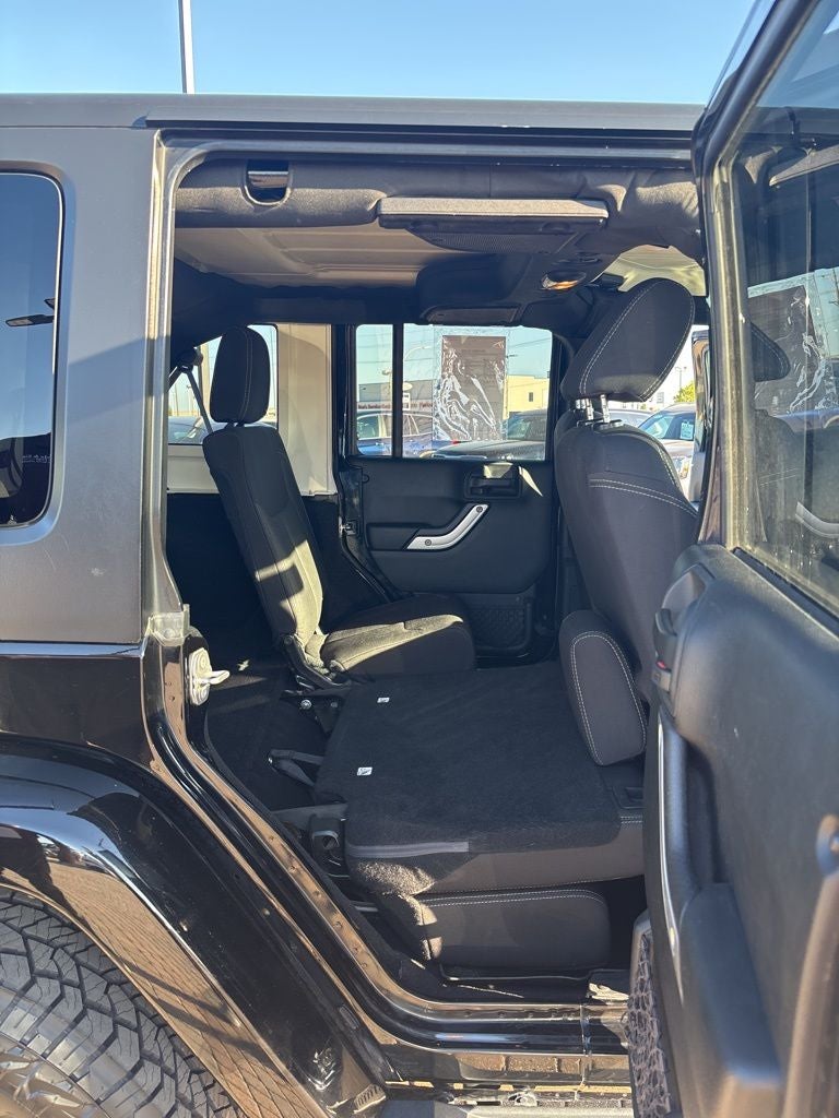 2017 Jeep Wrangler Unlimited Sahara