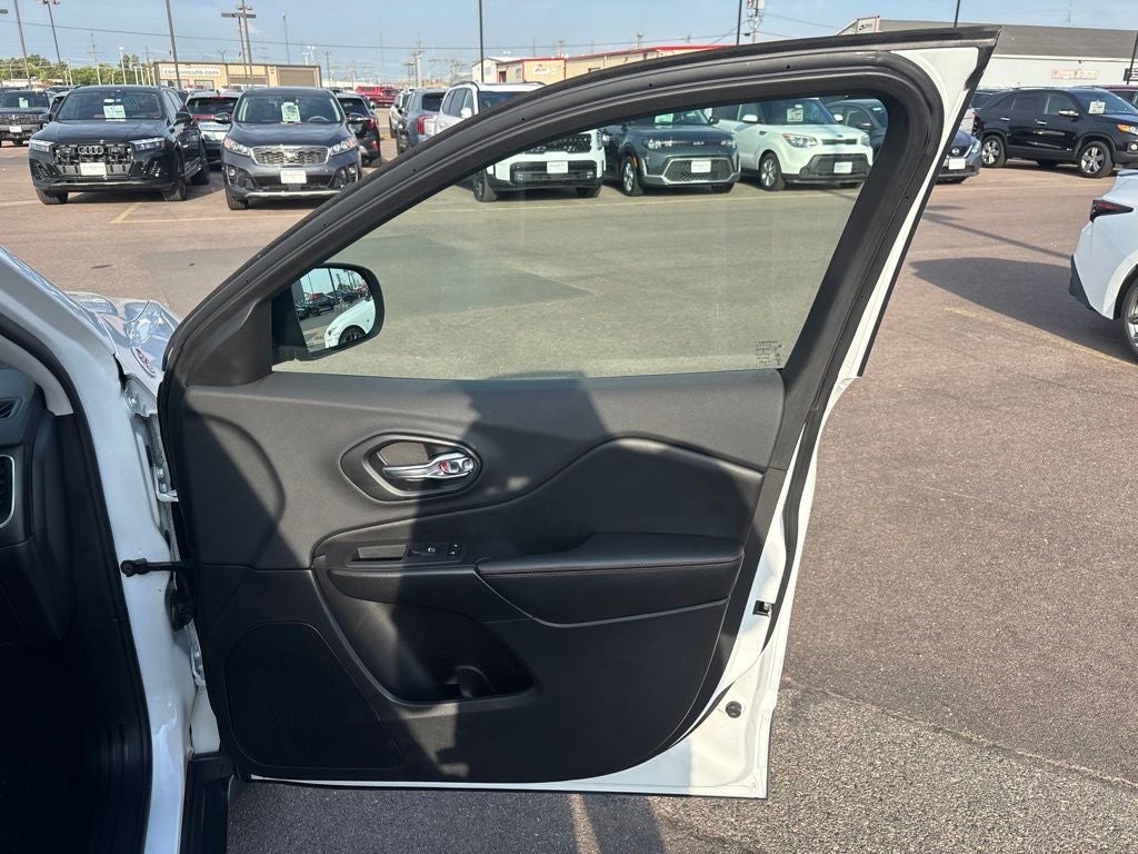 2019 Jeep Cherokee Trailhawk