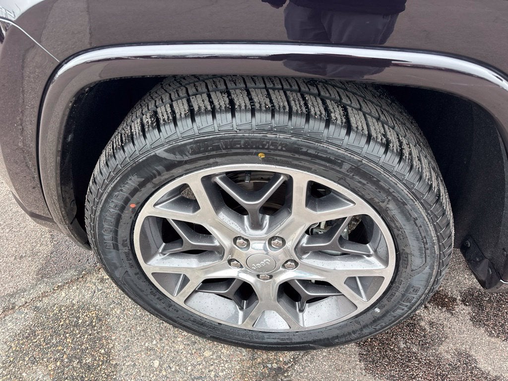 2020 Jeep Grand Cherokee Overland
