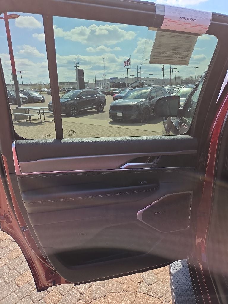 2024 Jeep Wagoneer Series II