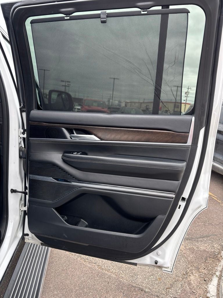2023 Jeep Grand Wagoneer Series II