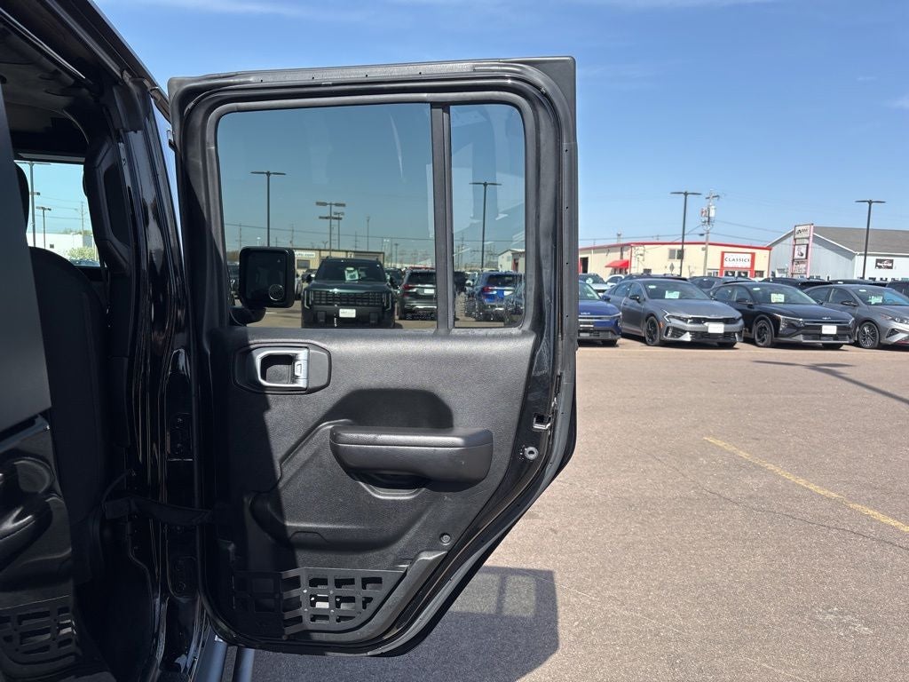 2020 Jeep Gladiator Sport