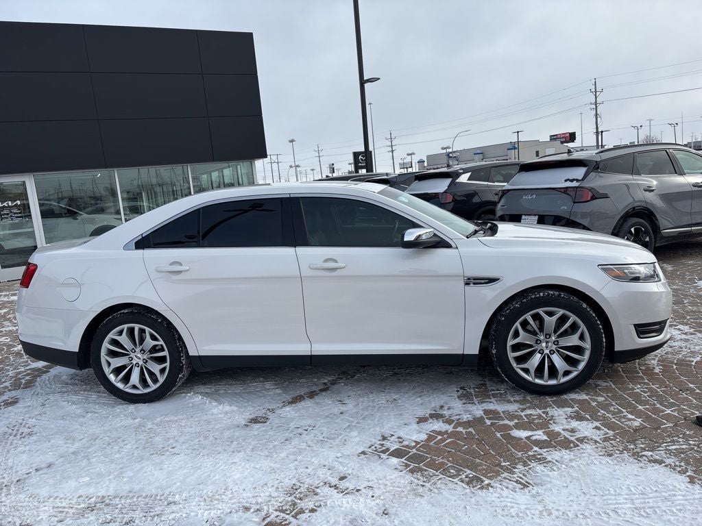 2016 Ford Taurus Limited