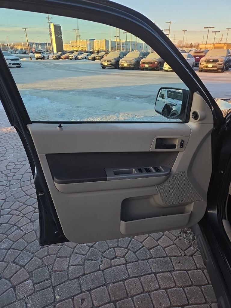 2009 Ford Escape XLT