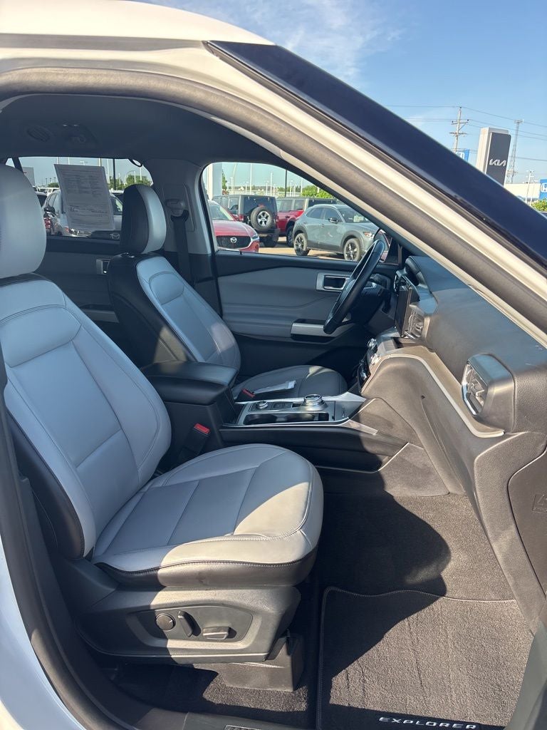 2021 Ford Explorer XLT