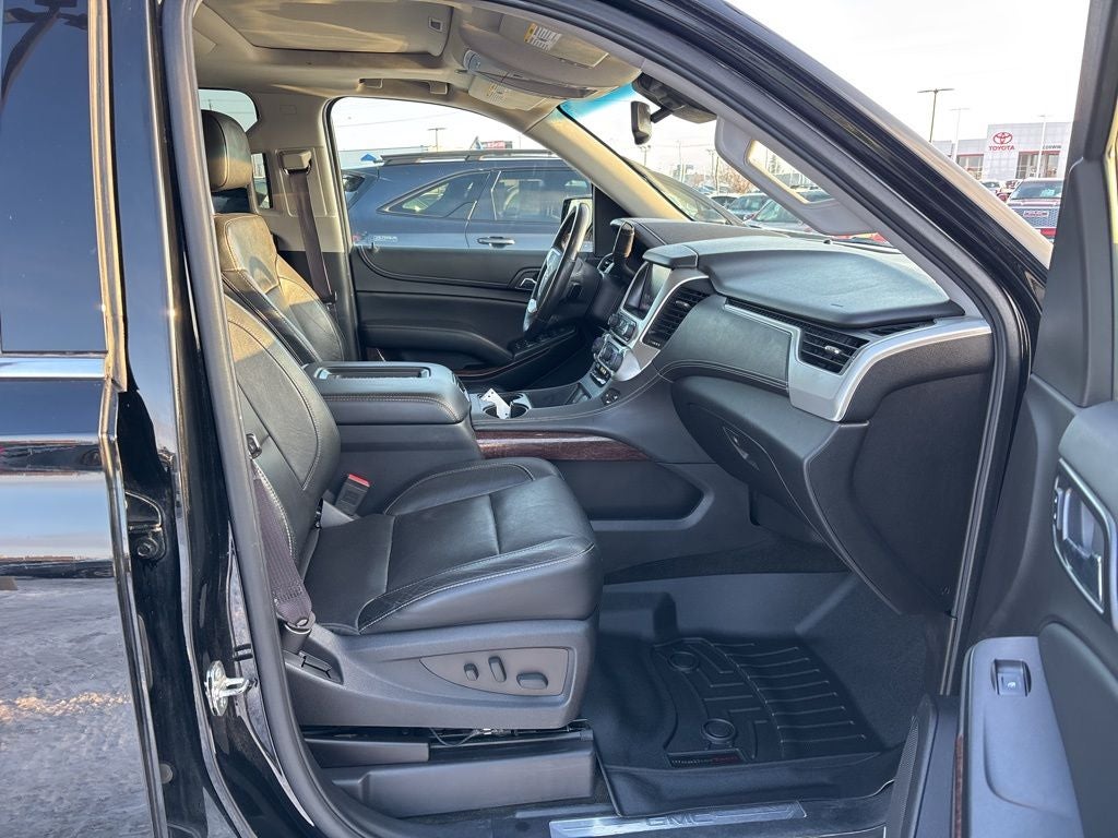 2016 GMC Yukon XL SLT