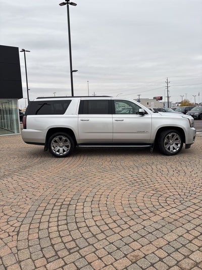 2017 GMC Yukon XL SLT