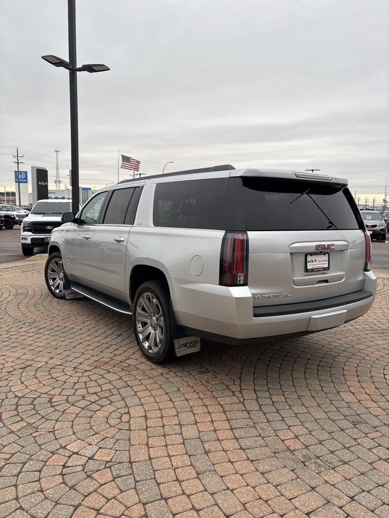 2017 GMC Yukon XL SLT