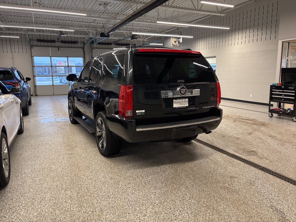 2011 Cadillac Escalade Premium