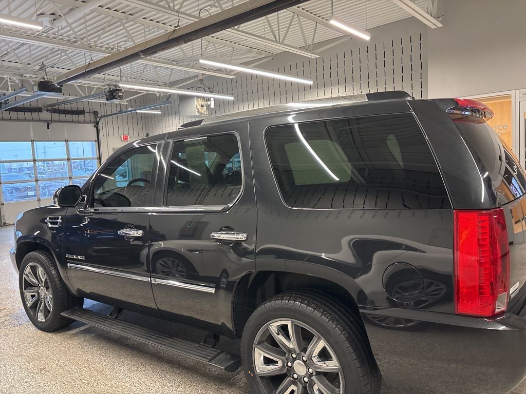 2011 Cadillac Escalade Premium