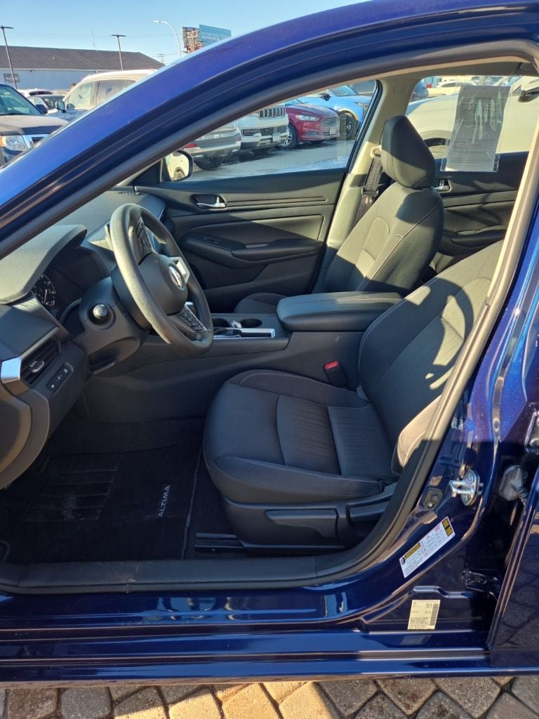 2022 Nissan Altima 2.5 S