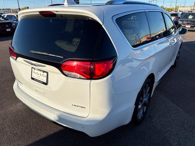 2018 Chrysler Pacifica Limited