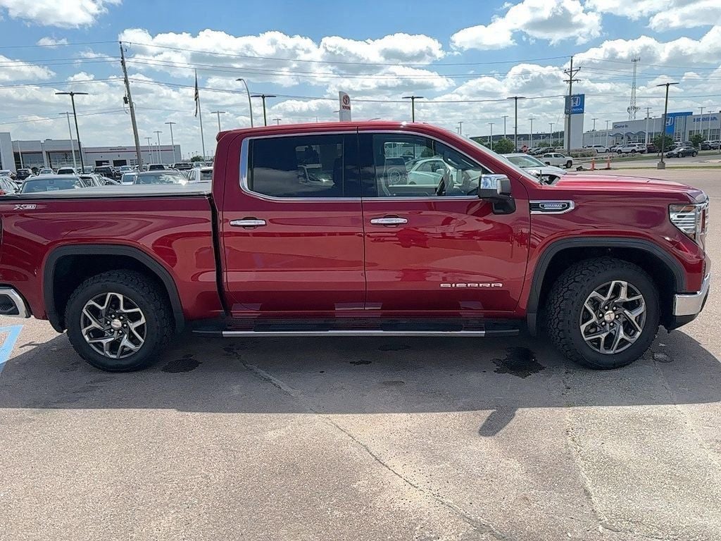 2022 GMC Sierra 1500 SLT