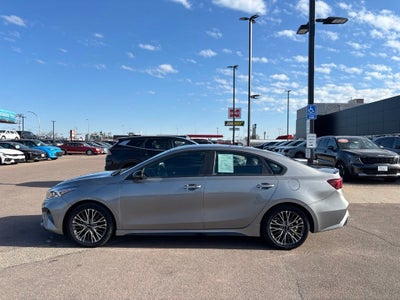 2022 Kia Forte GT-Line