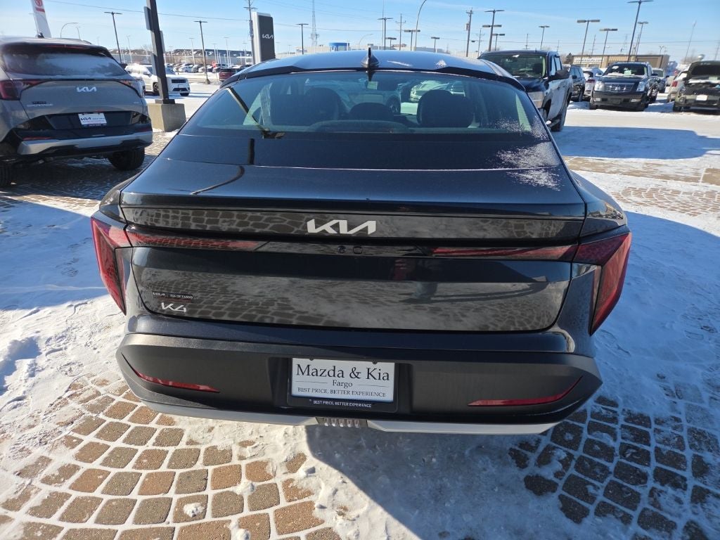 2025 Kia K4 LXS