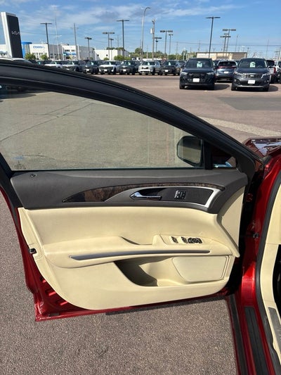 2014 Lincoln MKZ Base