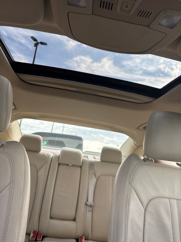2014 Lincoln MKZ Base