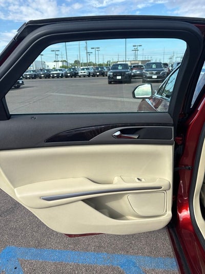 2014 Lincoln MKZ Base