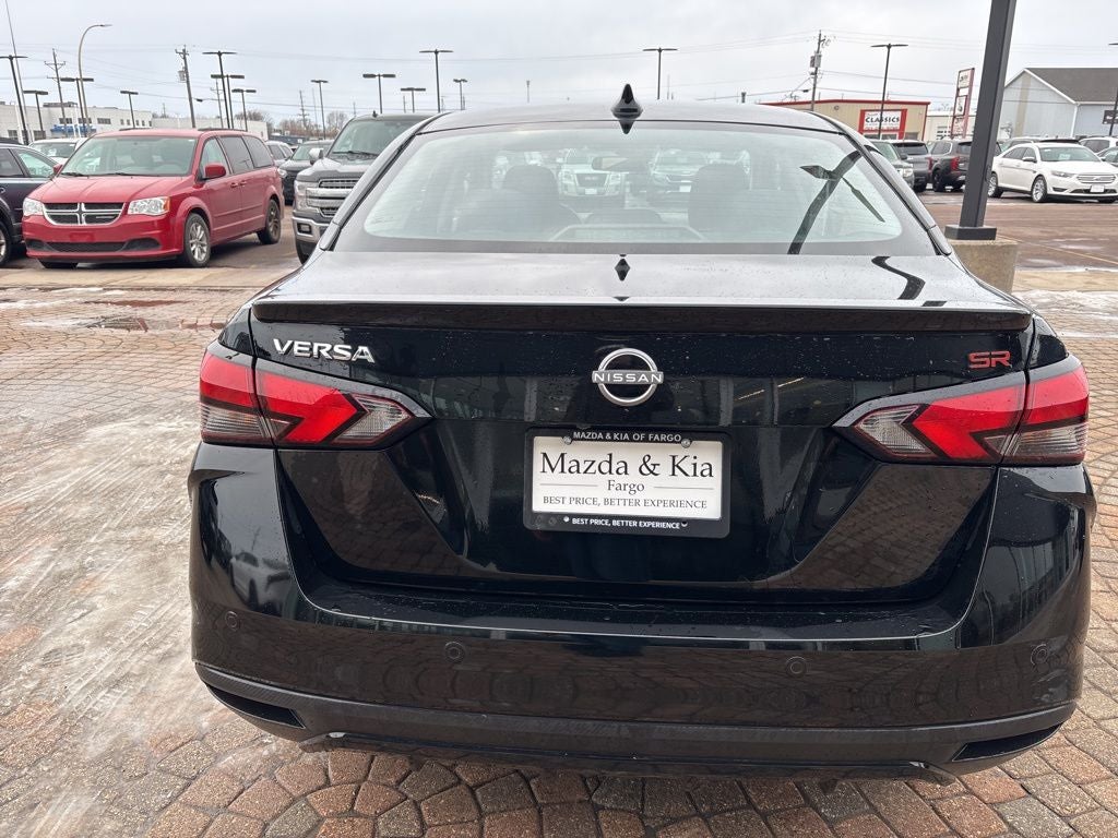 2023 Nissan Versa 1.6 SR