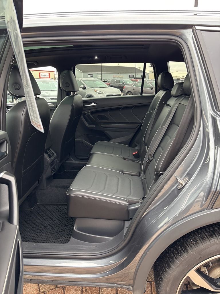 2024 Volkswagen Tiguan 2.0T SEL R-Line