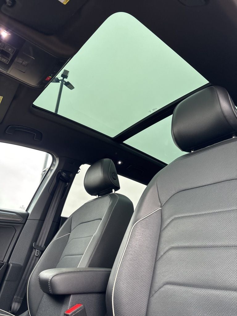 2024 Volkswagen Tiguan 2.0T SEL R-Line