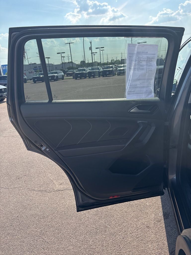2024 Volkswagen Tiguan 2.0T SE
