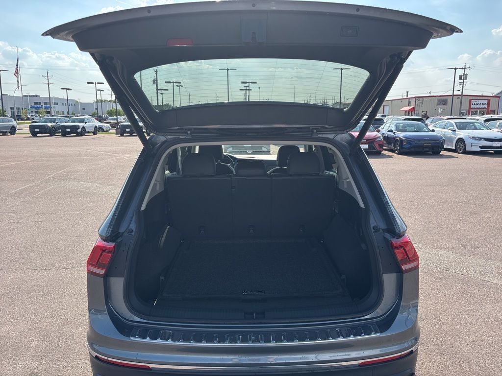 2024 Volkswagen Tiguan 2.0T SE
