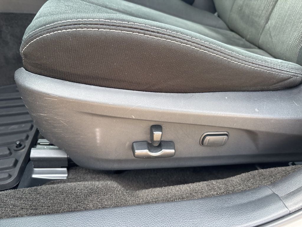 2013 Subaru Legacy 2.5i Sport