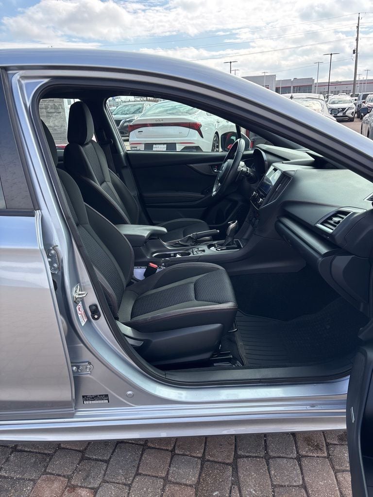 2017 Subaru Impreza 2.0i Sport