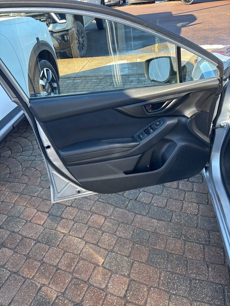 2019 Subaru Impreza 2.0i