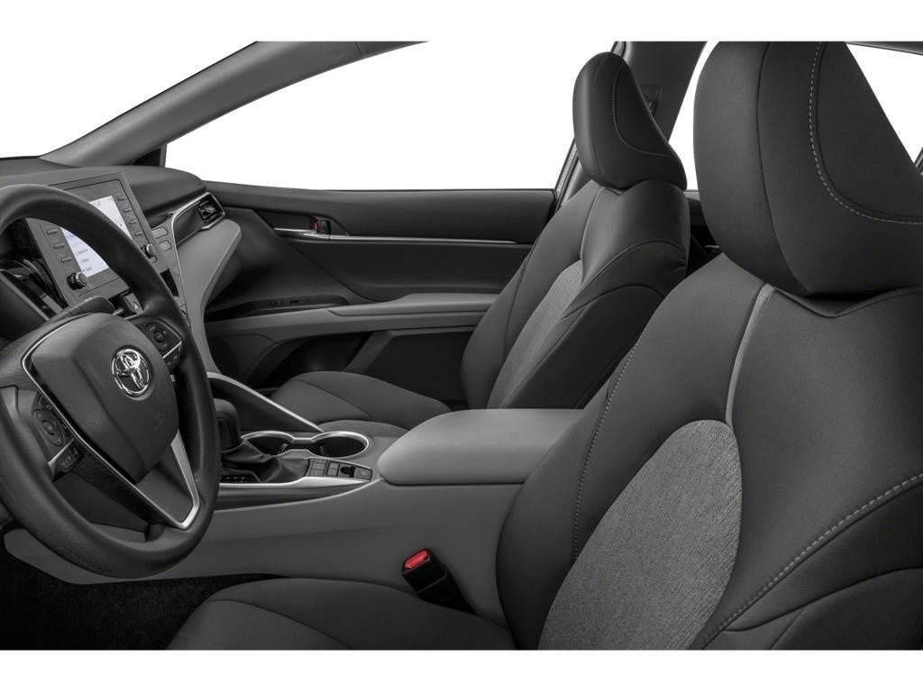 2022 Toyota Camry Hybrid XLE