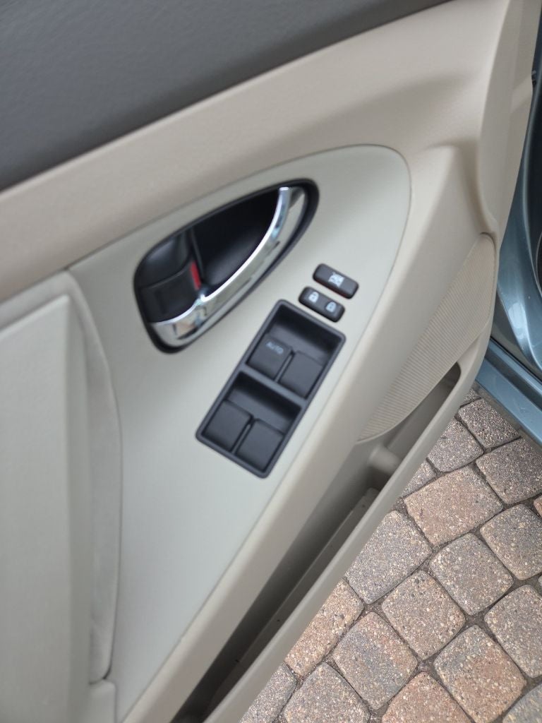 2009 Toyota Camry LE