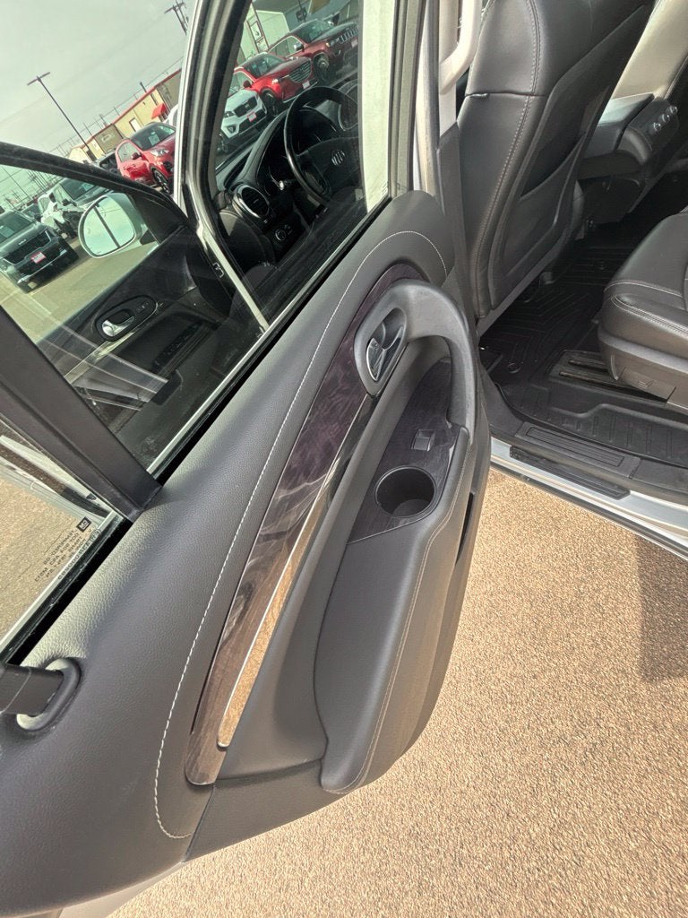 2017 Buick Enclave Leather Group