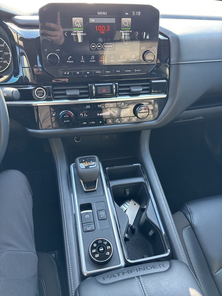 2022 Nissan Pathfinder SL