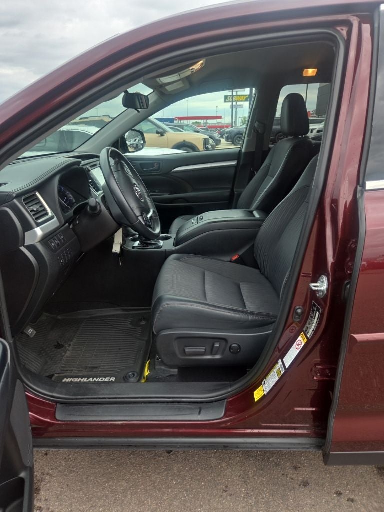 2019 Toyota Highlander LE Plus