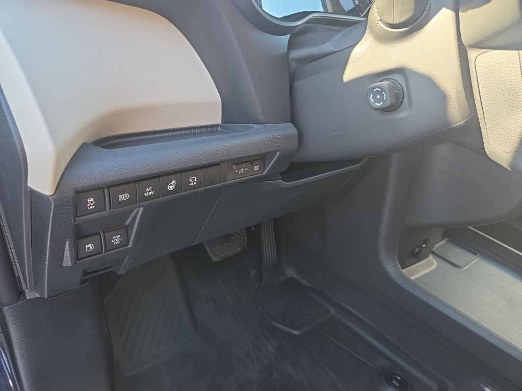 2021 Toyota Sienna Limited 7 Passenger