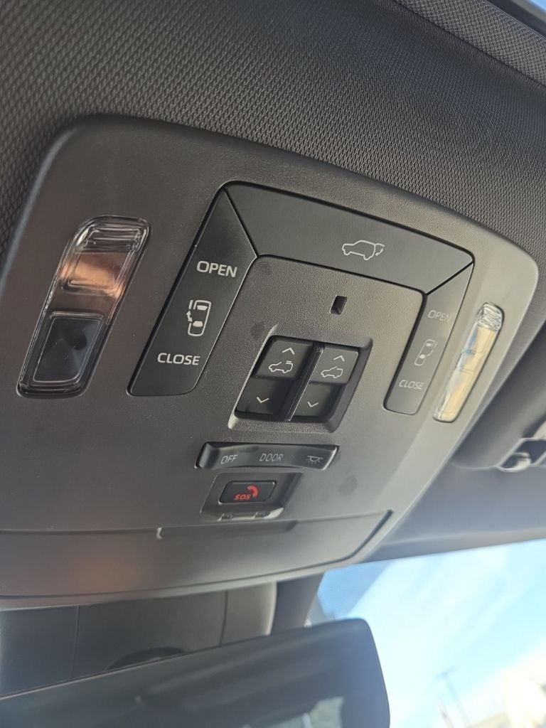 2021 Toyota Sienna Limited 7 Passenger