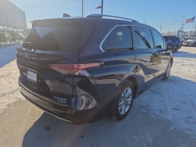 2021 Toyota Sienna Limited 7 Passenger
