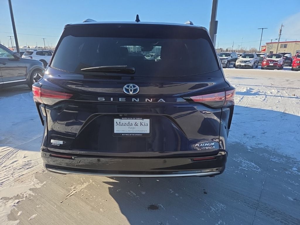 2021 Toyota Sienna Limited 7 Passenger
