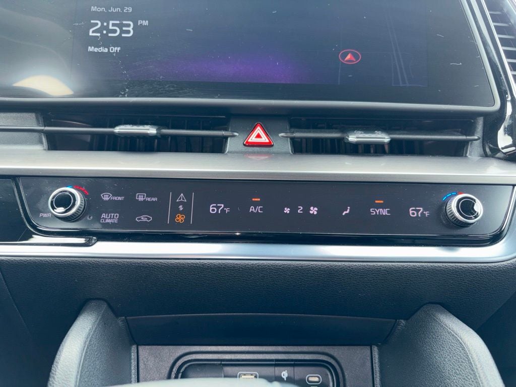 2023 Kia Sportage EX