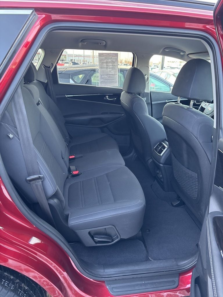 2019 Kia Sorento S