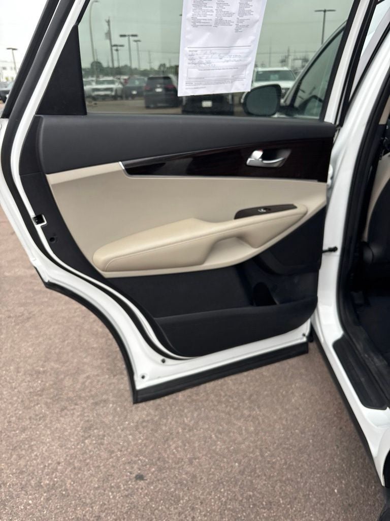 2019 Kia Sorento LX