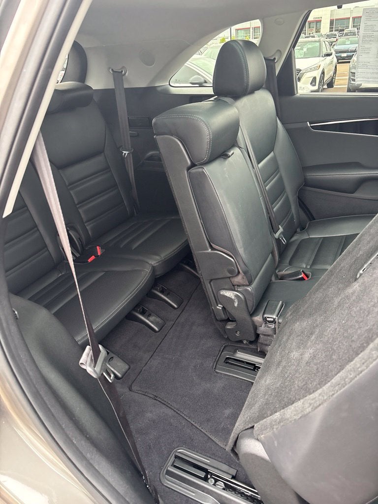 2019 Kia Sorento SX