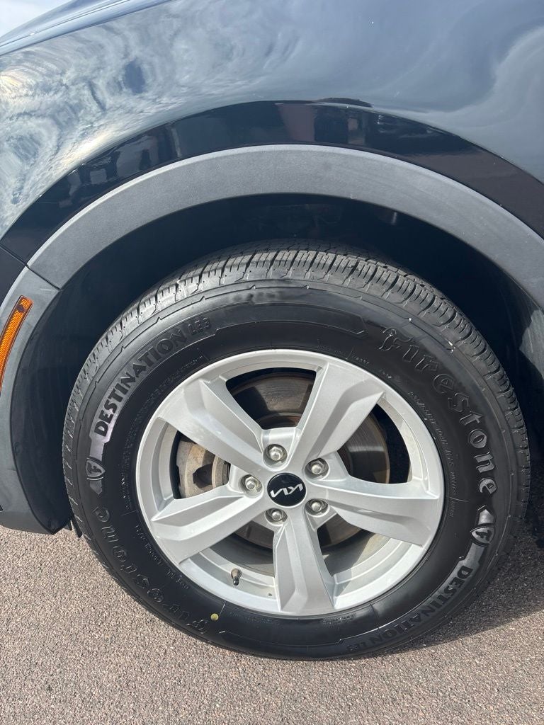 2023 Kia Sorento LX